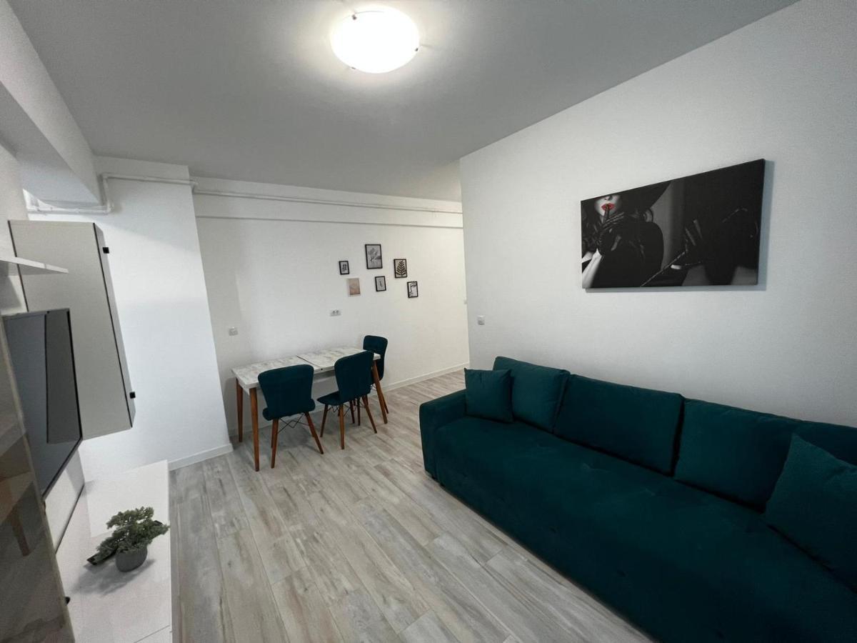Cozy Accommodation Central City - Jászvásár Kültér fotó