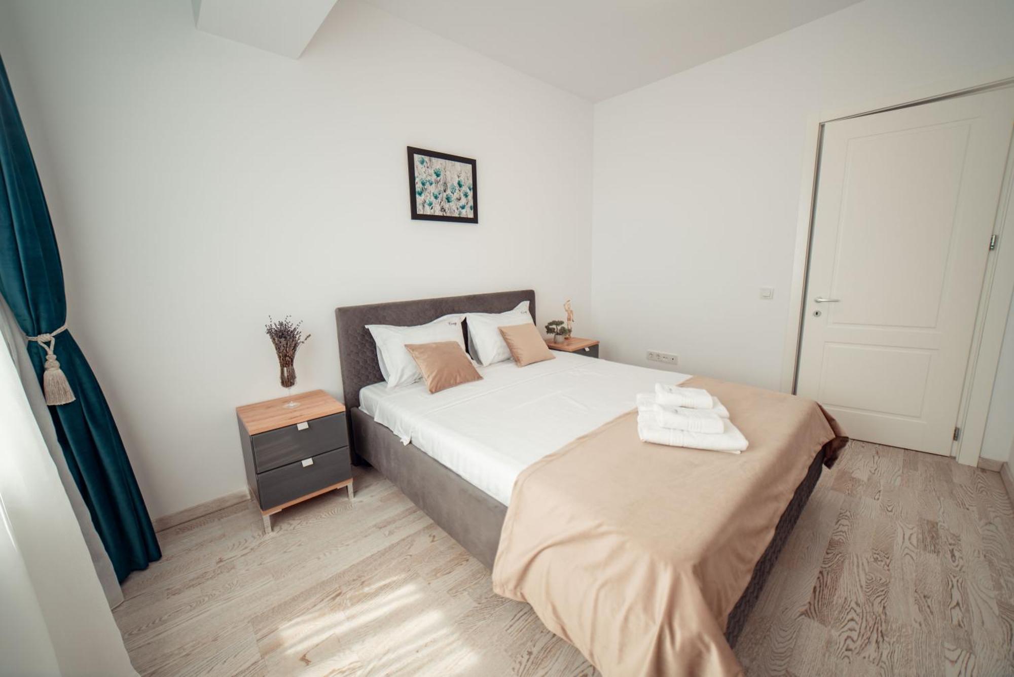 Cozy Accommodation Central City - Jászvásár Kültér fotó
